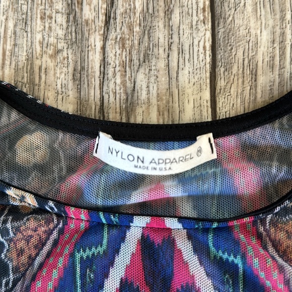 NYLON APPAREL BEAUTIFUL TOP, SEXY SIZE MEDIUM - Picture 5 of 8